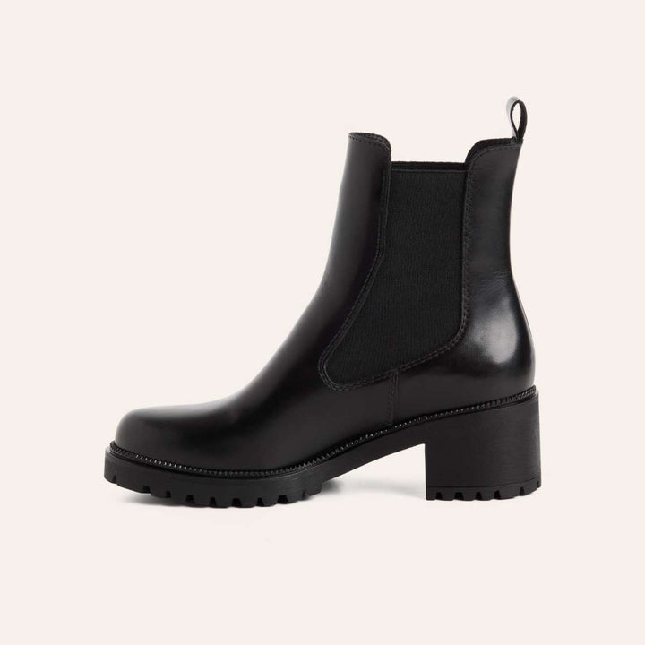 Tamaris Leather Chelsea Boot Black W
