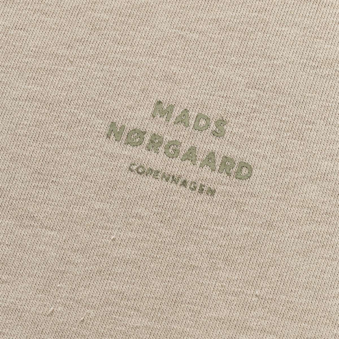 Mads Nørgaard Standard Crew Logo Sweat Plaza Taupe