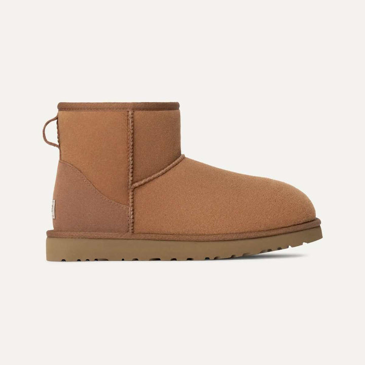 UGG Classic Mini Chestnut M